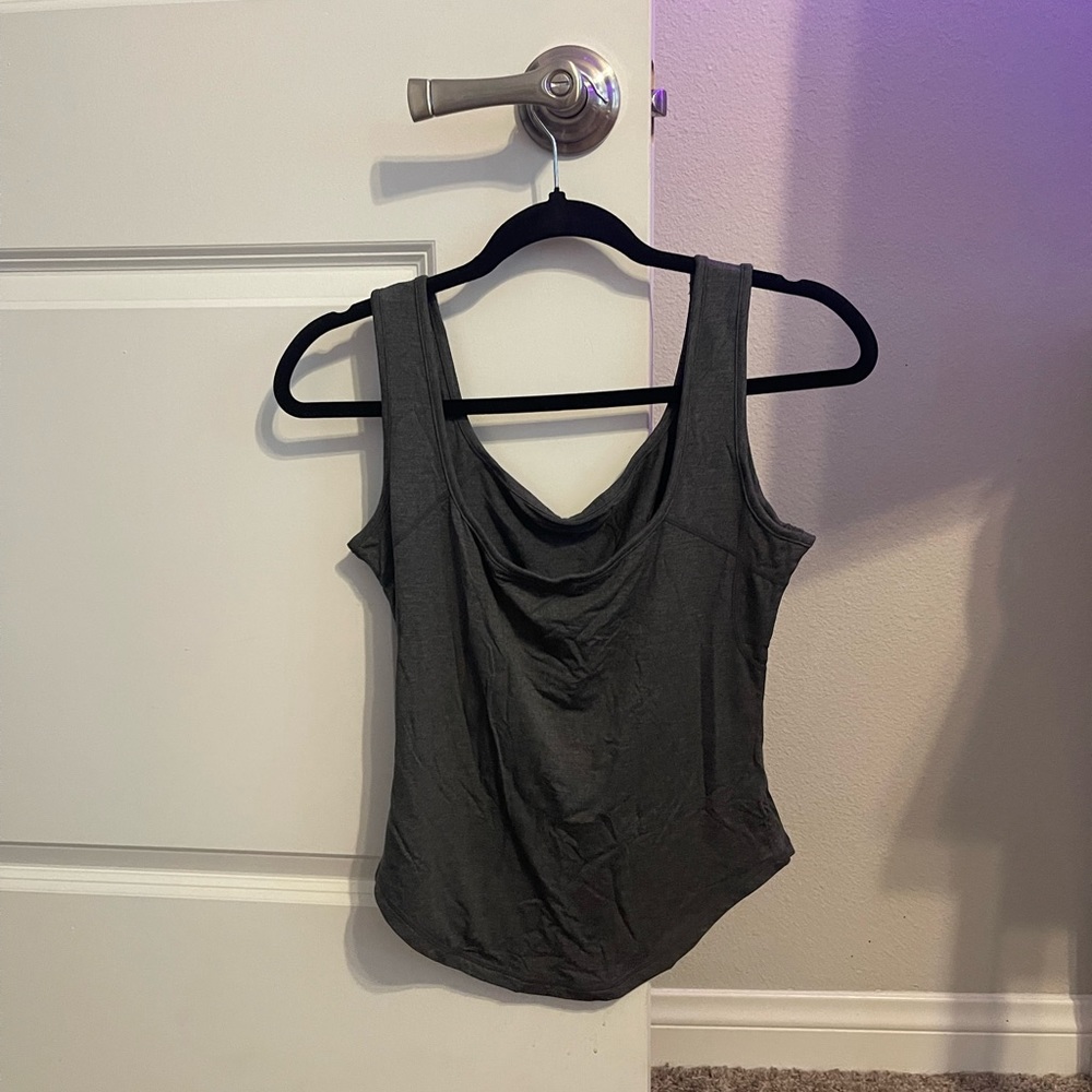 Buffbunny tank top size M